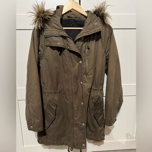 GAP Women's 2 in 1 Cotton Parka with Removable Liner in Olive Green, Size: S